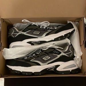 Sketchers mens shoes size 12
